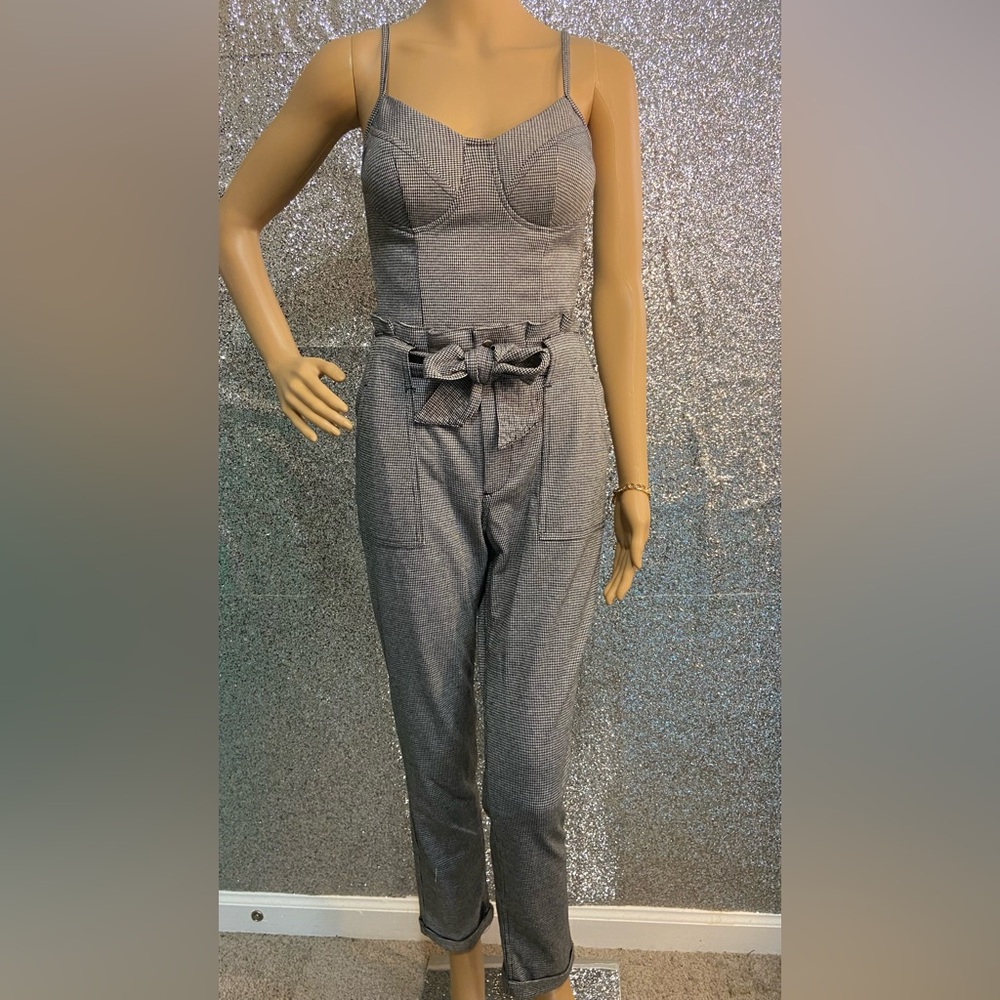 2-Piece Houndstooth Bodysuit & Trousers